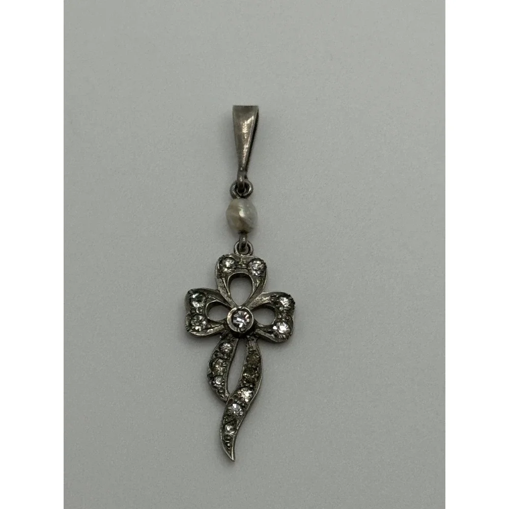 Vintage F&B Foster and Bailey Sterling Silver Bow Ribbon Paste Pendant